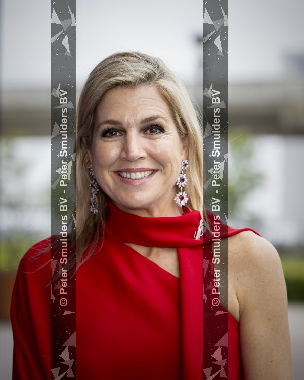 AMSTERDAM 20 mei 2026
 Koningin Maxima is aanwezig bij de uitreiking van de Koning Willem I Prijzen 2026 in Circa De ondernemingsprijzen worden tweejaarlijks toegekend door de Koning Willem I Stichting, in de categorieÃ«n Grootbedrijf, Midden- en Kleinbedrijf (MKB) en de Plaquette voor Duurzaam Ondernemerschap. Koningin Maxima is erevoorzitter van de Koning Willem I Stichting. 