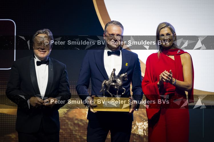 AMSTERDAM 20 mei 2026
 Koningin Maxima is aanwezig bij de uitreiking van de Koning Willem I Prijzen 2026 in Circa De ondernemingsprijzen worden tweejaarlijks toegekend door de Koning Willem I Stichting, in de categorieÃ«n Grootbedrijf, Midden- en Kleinbedrijf (MKB) en de Plaquette voor Duurzaam Ondernemerschap. Koningin Maxima is erevoorzitter van de Koning Willem I Stichting. 
