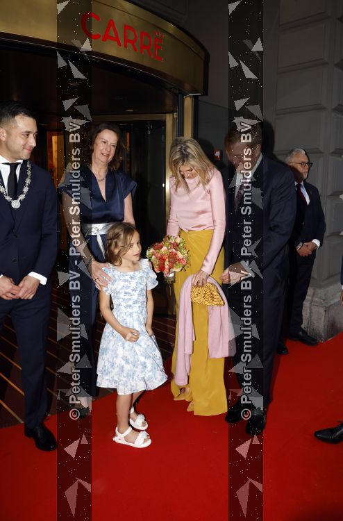 Amsterdam 3 juni 2026
Koning Willem Alexander en Koningin Maxima arriveren bij Carre  voor het Holland festival . Arthur v Dijk ontvangt ze .