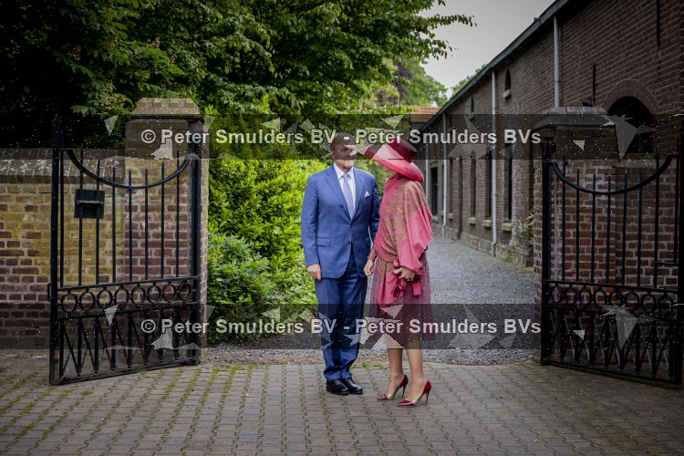 ROERMOND 19 mei 2026 Koning Willem Alexander en Koningin Maxima brengen een streekbezoek aan de gemeenten Maasgouw, Echt-Susteren, Roerdalen en Roermond. Tijdens het streekbezoek bezoekt het paar de schutterij in Wessem, Abdij Lilbosch in Echt, het smalste stukje Nederland in Illikhoven en Roermond, 19 Mei 2026. 