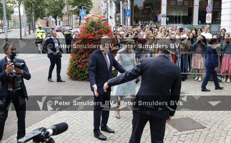 Den Haag 30 juni 2026
Koning Willem Alexander Koningin Maxima en prinses Amalia bij afscheid van Thom de Graaf in raad v State .