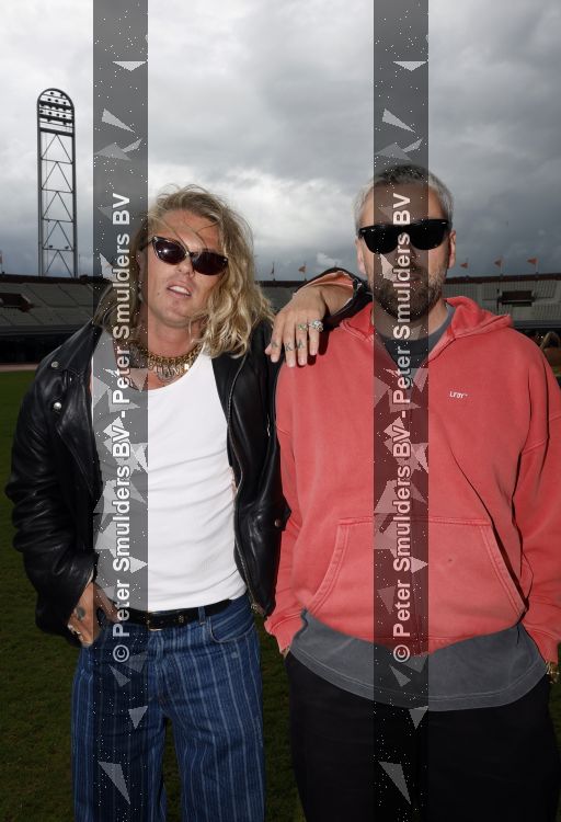 Amsterdam 4 juni 2026
Lunch met artiesten en influencers van de Amsterdamse zomer in het Olympisch stadion. Kris Kross Amsterdam