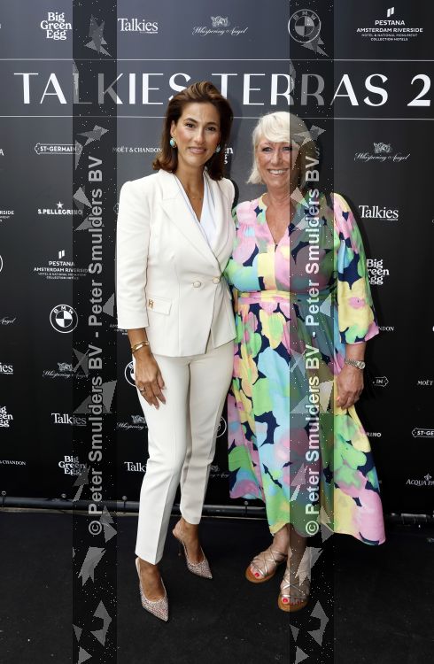 Amsterdam 4 juni 2026
Talkies terras awards bij hotel Pestana . Ook de nieuwe cover met daarop Eelko v Kooten en Olcay Gulsen wordt onthult. Kristina Bozilovic 