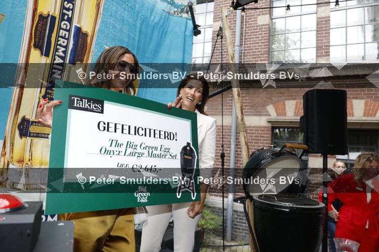 Amsterdam 4 juni 2026
Talkies terras awards bij hotel Pestana . Ook de nieuwe cover met daarop Eelko v Kooten en Olcay Gulsen wordt onthult. Kristina Bozilovic 