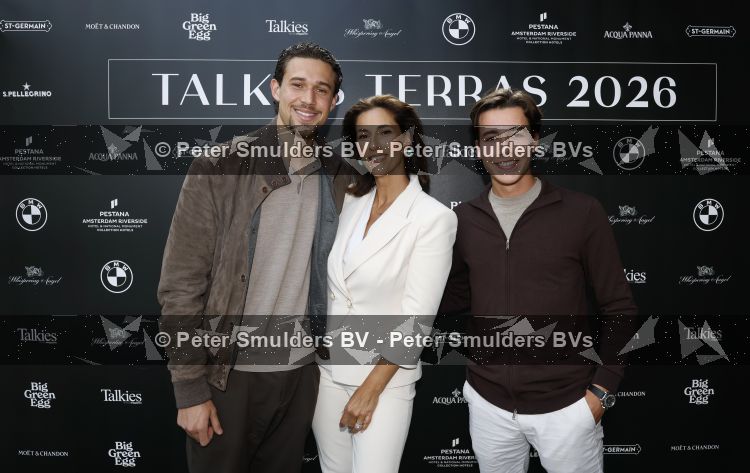 Amsterdam 4 juni 2026
Talkies terras awards bij hotel Pestana . Ook de nieuwe cover met daarop Eelko v Kooten en Olcay Gulsen wordt onthult. Kristina Bozilovic en Maxim Gullit