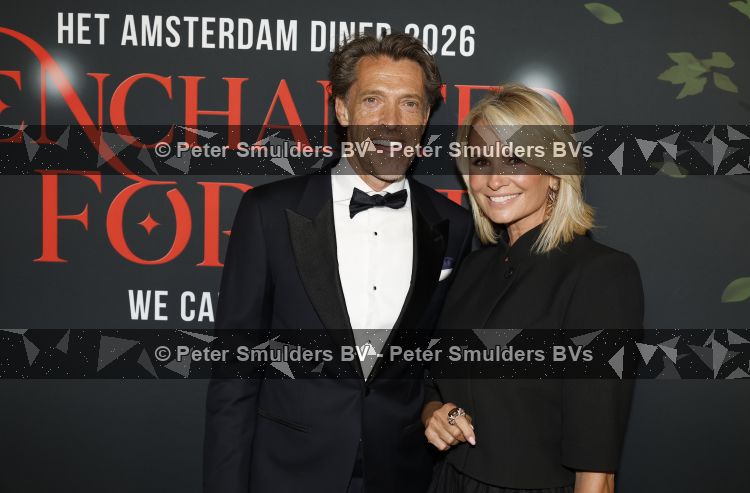 Amsterdam 13 juni 2026
Amsterdam diner 2026 tbv het aidsfonds in Afas Live . Leontine Ruiters kwam met goede vriend John Huiberts 