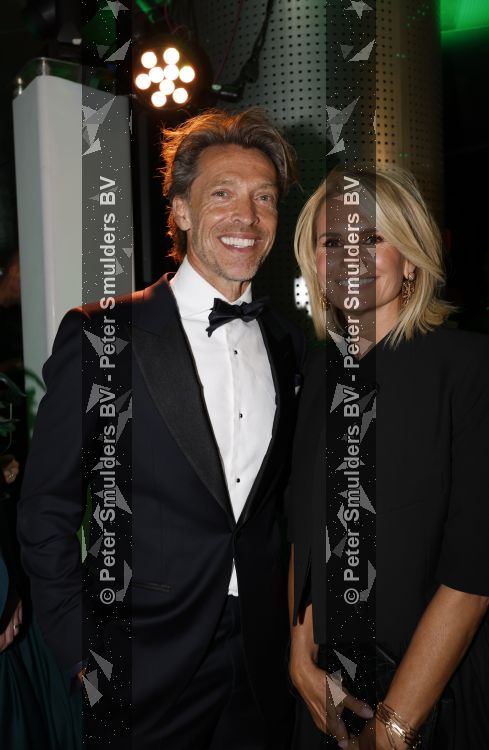 Amsterdam 13 juni 2026
Amsterdam diner 2026 tbv het aidsfonds in Afas Live . Leontine Ruiters kwam met goede vriend John Huiberts 