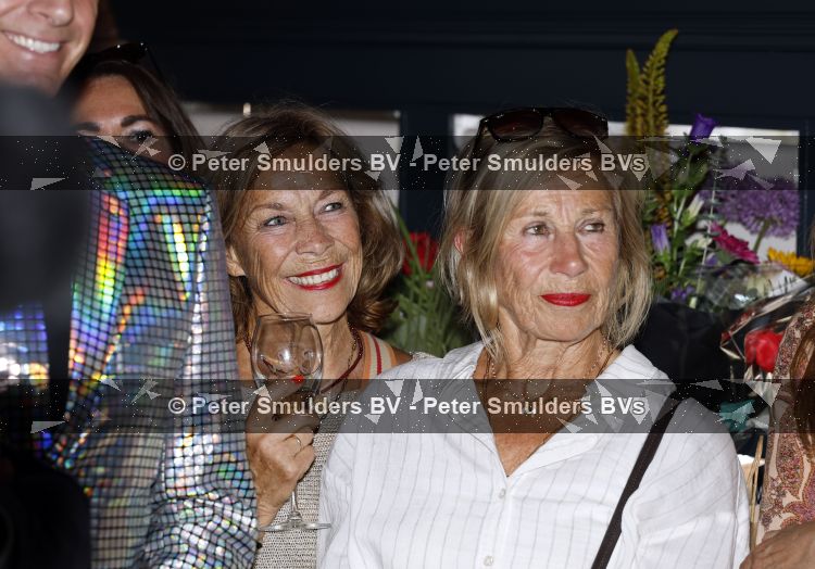 Castricum 5 juni 2026
CD presentatie RIJK van Emma Lacroix en Mick Harren . Lia Huisman met zus