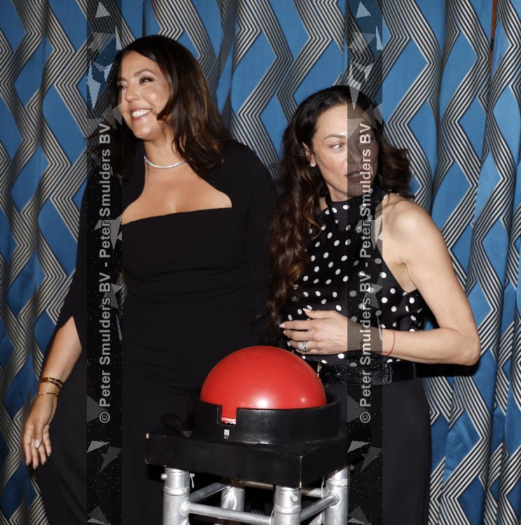 Amsterdam 1 juni 2026
Presentatie Cha Diamonds in Hotel l Europe . Lilly Becker was de Special Guest .