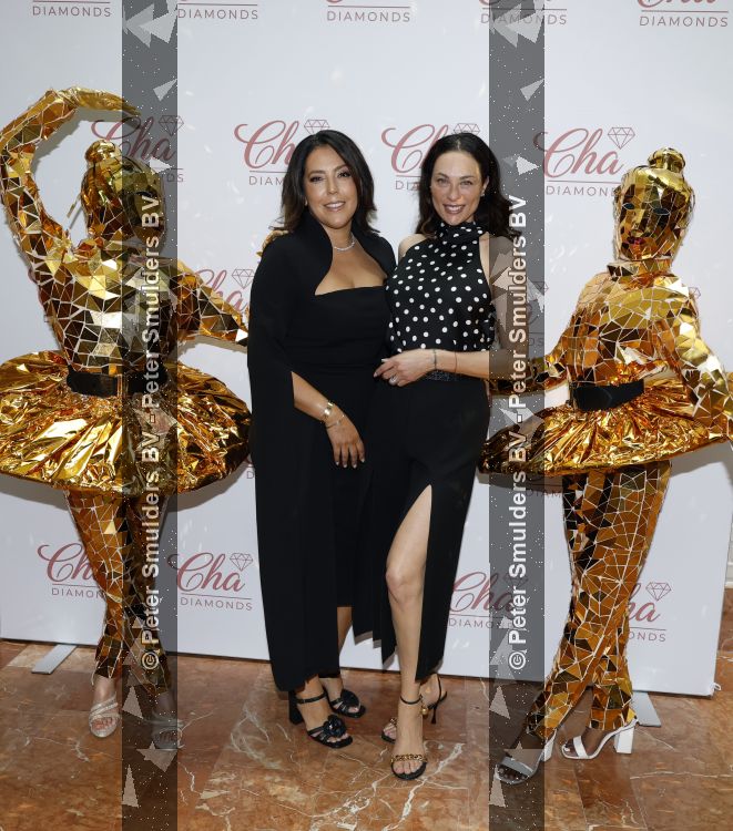 Amsterdam 1 juni 2026
Presentatie Cha Diamonds in Hotel l Europe . Lilly Becker was de Special Guest .