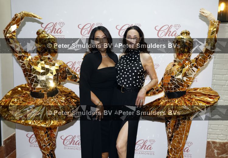 Amsterdam 1 juni 2026
Presentatie Cha Diamonds in Hotel l Europe . Lilly Becker was de Special Guest .