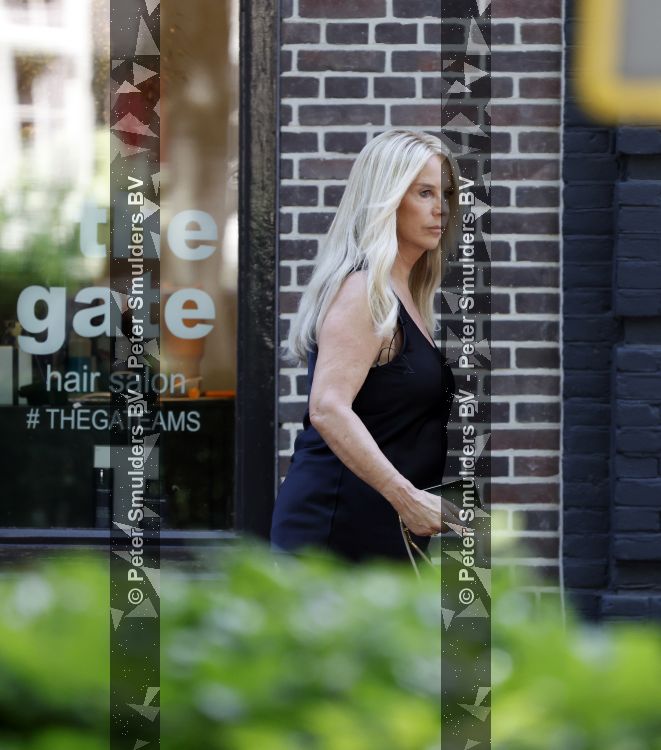 Laren 23 juni 2026
Opnames Gooische vrouwen met aanwezig Linda de Mol Tjitske Reidinga Susan Visser en Lies Visschedijk . Opnames vinden plaats bij restaurant Brink 20 
