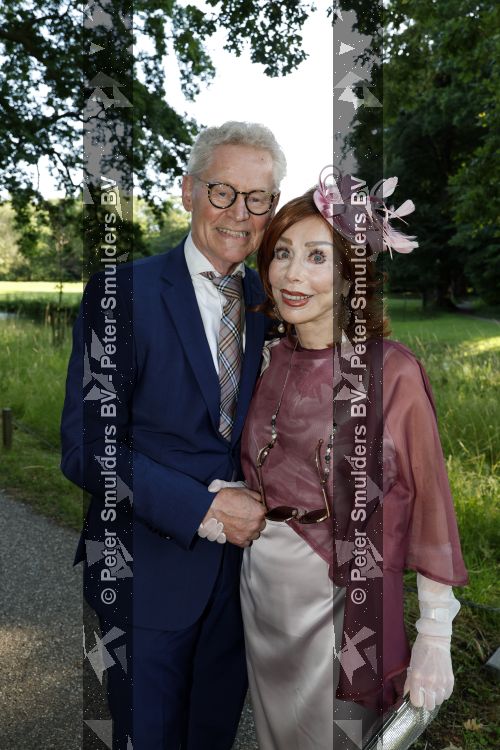 Breukelen 22 juni 2026
Nationale haringparty op Neyenrode . Marijke Helwegen kwam met haar man Harrie