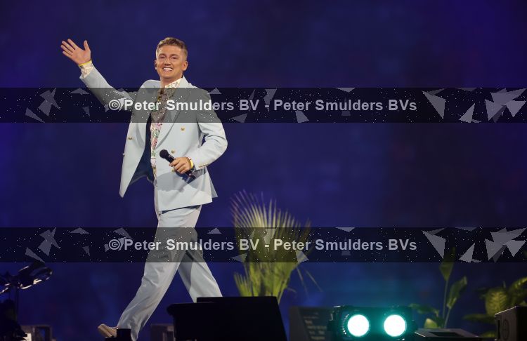 Amsterdam 20 juni 2026
Concert Topppers in de Johan Cruijff arena . 
Mart Hoogkamer