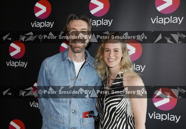 Amsterdam 16 april 2026
Max Verstappen voor viaplay in Theater Amsterdam . Mattie Valk kwam met zijn nieuwe vriendin Kiki 