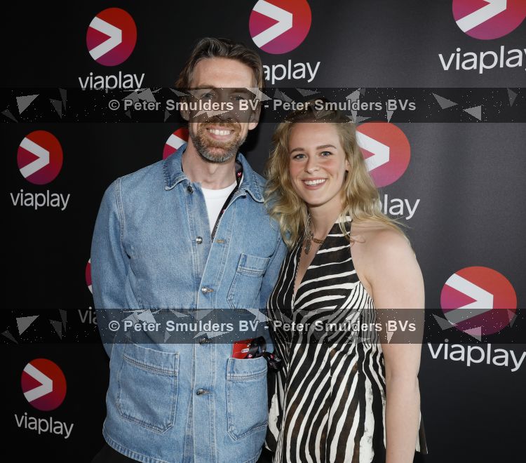 Amsterdam 16 april 2026
Max Verstappen voor viaplay in Theater Amsterdam . Mattie Valk kwam met zijn nieuwe vriendin Kiki 