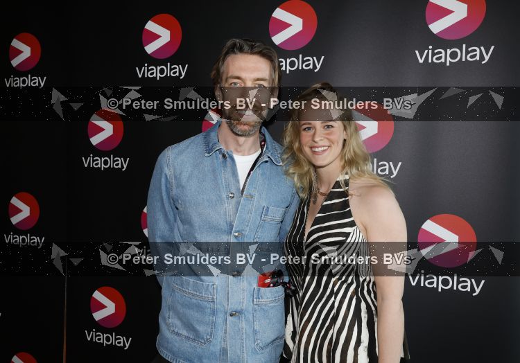 Amsterdam 16 april 2026
Max Verstappen voor viaplay in Theater Amsterdam . Mattie Valk kwam met zijn nieuwe vriendin Kiki 