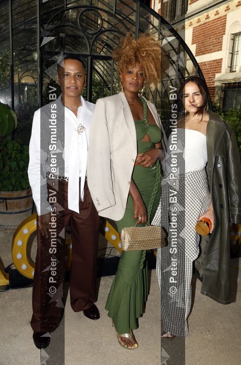 Amsterdam 4 juni 2026
Presentatie Magnum en modeshow in het rijksmuseum . Maureen Powel