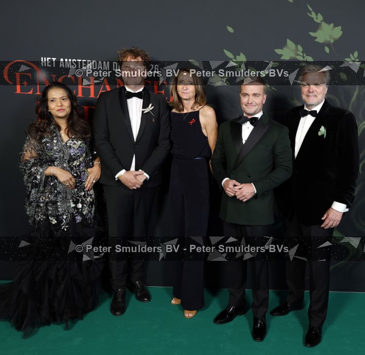 Amsterdam 13 juni 2026
Amsterdam diner 2026 tbv het aidsfonds in Afas Live . Maya Mungra Marc van der Valk Frederique Leeflang Roel Veltmeijer  en Patrick Roubroeks