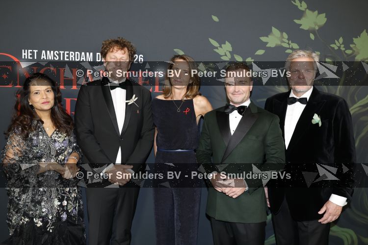 Amsterdam 13 juni 2026
Amsterdam diner 2026 tbv het aidsfonds in Afas Live . Maya Mungra Marc van der Valk Frederique Leeflang Roel Veltmeijer  en Patrick Roubroeks