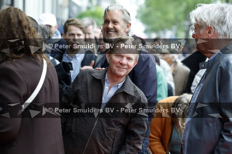 Amsterdam 3 juni 2026
Koning Willem Alexander en Koningin Maxima arriveren bij Carre  voor het Holland festival . Arthur v Dijk ontvangt ze . Michiel v Erp met partner