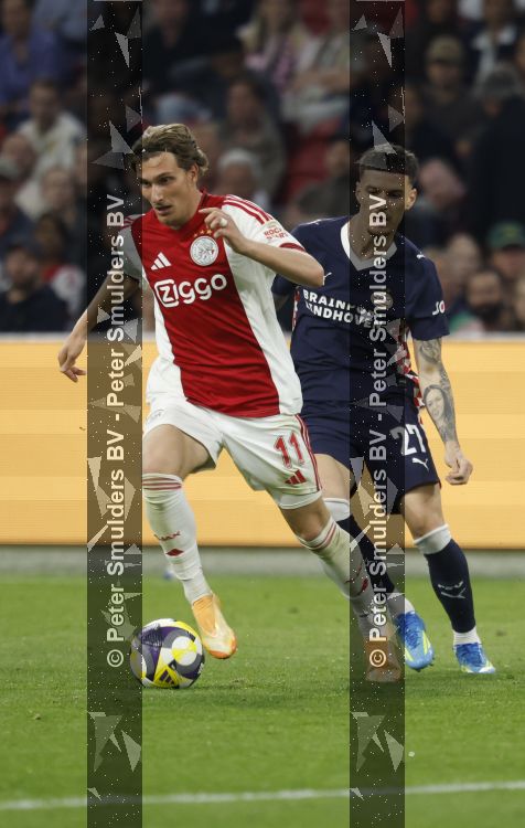 Amsterdam, 2 Mei 2026
Kompetitiewedstrijd AJAX-PSV, eindstand 2-2
