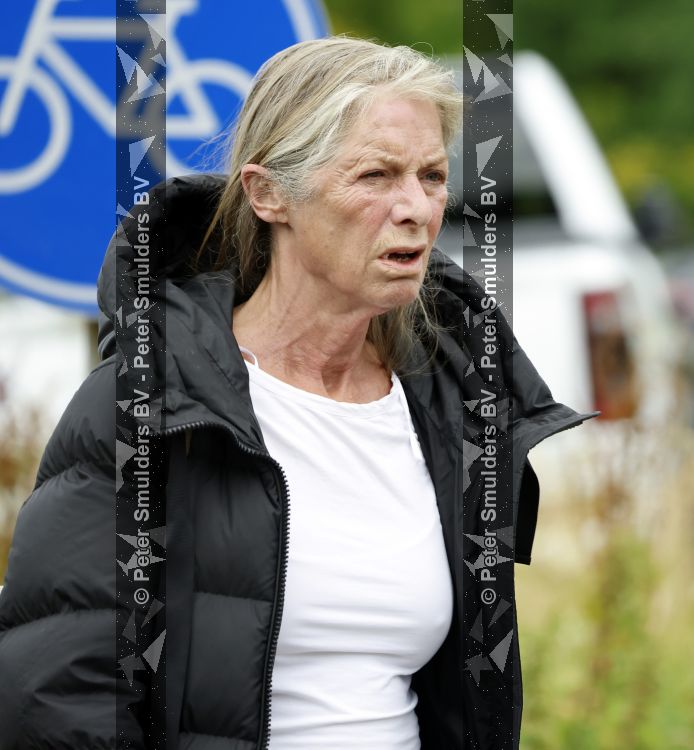 Loosdrecht 14 juni 2026
Milika Peterzon wandelend door Loosdrecht 