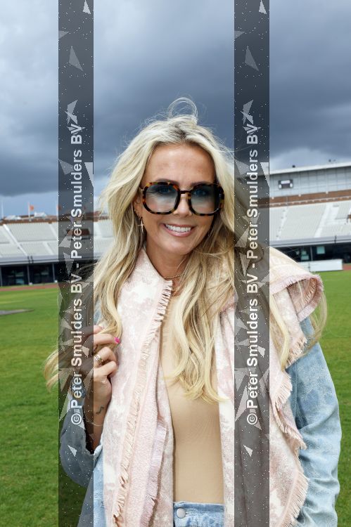 Amsterdam 4 juni 2026
Lunch met artiesten en influencers van de Amsterdamse zomer in het Olympisch stadion. Monique Smit 