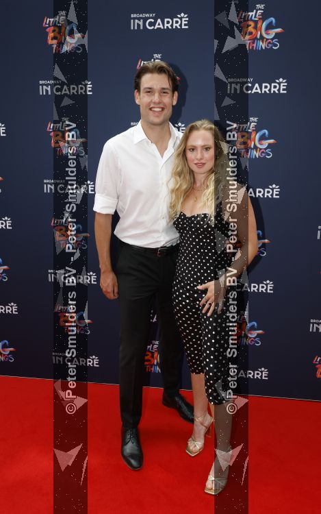 Amsterdam 28 juni 2026
Premiere the little big things in Carre . Mylene Waalewijn met vriend Sven Donker 