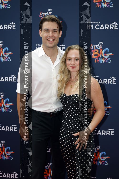 Amsterdam 28 juni 2026
Premiere the little big things in Carre . Mylene Waalewijn met vriend Sven Donker 