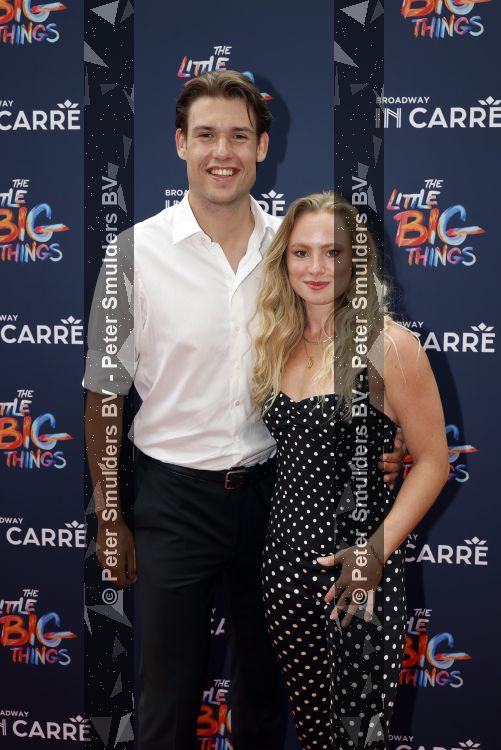 Amsterdam 28 juni 2026
Premiere the little big things in Carre . Mylene Waalewijn met vriend Sven Donker 