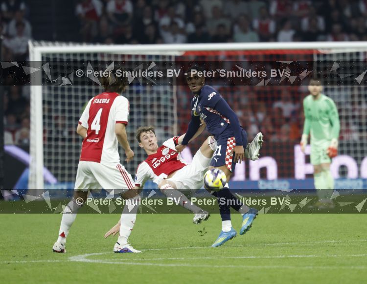 Amsterdam, 2 Mei 2026
Kompetitiewedstrijd AJAX-PSV, eindstand 2-2
Myron Boadu Youri Baas