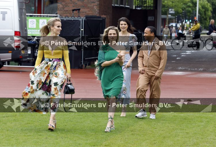 Amsterdam 4 juni 2026
Lunch met artiesten en influencers van de Amsterdamse zomer in het Olympisch stadion.Pasta e  Basta zangers
