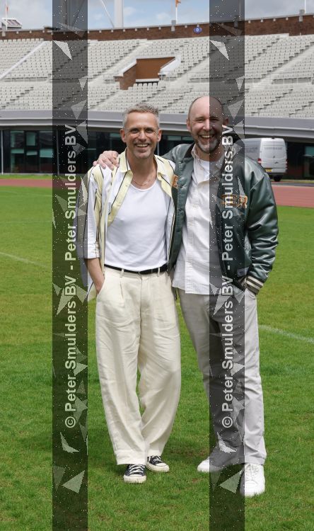 Amsterdam 4 juni 2026
Lunch met artiesten en influencers van de Amsterdamse zomer in het Olympisch stadion. Patrick Martens kwam met goede kennis Ramon Mesman