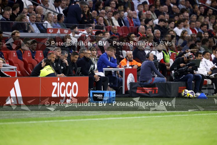 Amsterdam, 2 Mei 2026
Kompetitiewedstrijd AJAX-PSV, eindstand 2-2
Peter Bosz en Ibrahim Afellay