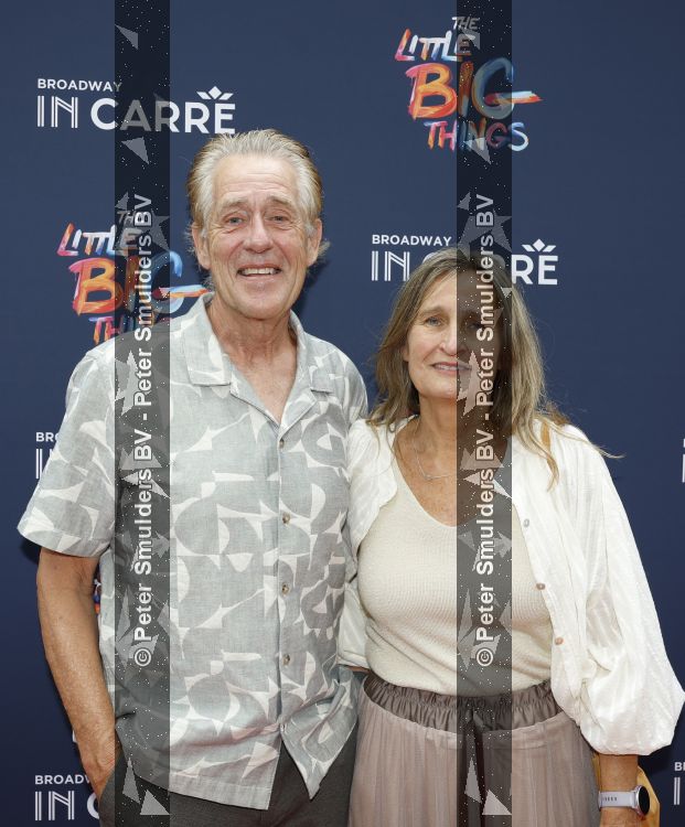 Amsterdam 28 juni 2026
Premiere the little big things in Carre . Peter Heerschop met vrouw 