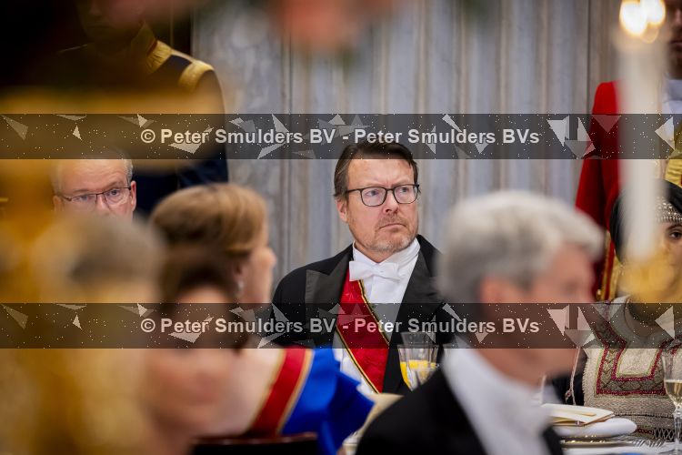 Amsterdam 9 juni 2026
Op uitnodiging van Zijne Majesteit de Koning - Koning Willem Alexander en Koningin Maxima brengt de bondspresident van Duitsland, Frank-Walter Steinmeier, een staatsbezoek aan Nederland. Hij wordt hierbij vergezeld door zijn echtgenote Elke BÃ¼denbender. Prins Constantijn bij staatsbanket