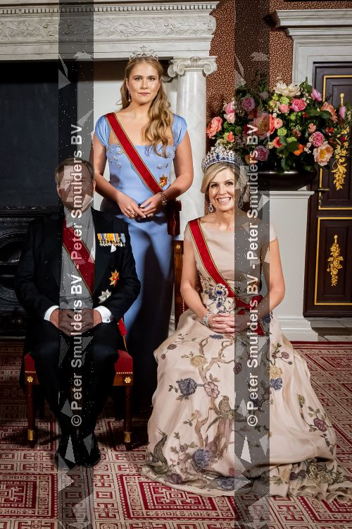 Amsterdam 9 juni 2026
Op uitnodiging van Zijne Majesteit de Koning - Koning Willem Alexander en Koningin Maxima brengt de bondspresident van Duitsland, Frank-Walter Steinmeier, een staatsbezoek aan Nederland. Hij wordt hierbij vergezeld door zijn echtgenote Elke BÃ¼denbender. Prinses Amalia was er s avonds bij het staatsbanket ook bij . Ze droeg het diadeem wat haar moeder tijdens trouwerij droeg.
