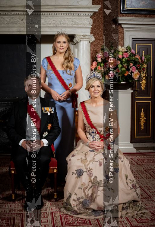 Amsterdam 9 juni 2026
Op uitnodiging van Zijne Majesteit de Koning - Koning Willem Alexander en Koningin Maxima brengt de bondspresident van Duitsland, Frank-Walter Steinmeier, een staatsbezoek aan Nederland. Hij wordt hierbij vergezeld door zijn echtgenote Elke BÃ¼denbender. Prinses Amalia was er s avonds bij het staatsbanket ook bij . Ze droeg het diadeem wat haar moeder tijdens trouwerij droeg.