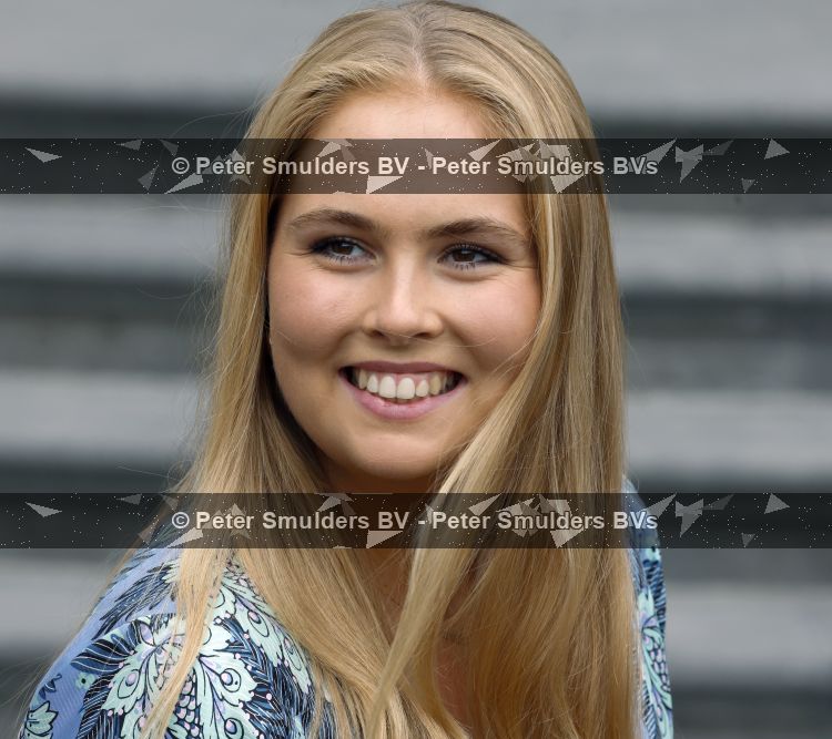 Den Haag 30 juni 2026
Koning Willem Alexander Koningin Maxima en prinses Amalia bij afscheid van Thom de Graaf in raad v State .