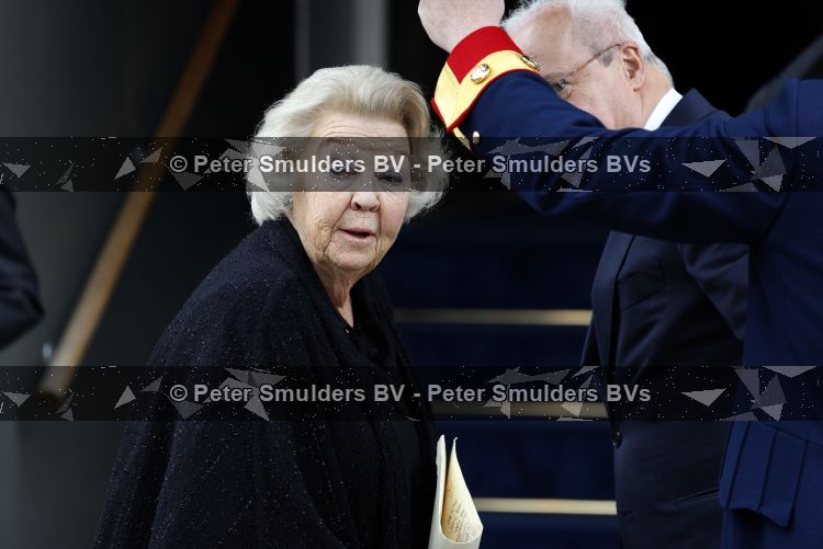 Amsterdam 17 juni 2026
Vandaag is het staatsbezoek van Japan en Nederland . S avonds komen er allemaal andere gasten . Prinses Beatrix 