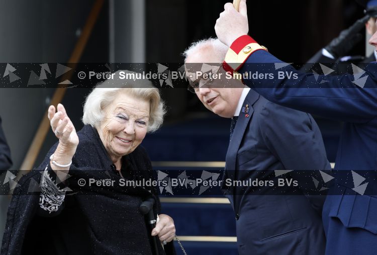 Amsterdam 17 juni 2026
Vandaag is het staatsbezoek van Japan en Nederland . S avonds komen er allemaal andere gasten . Prinses Beatrix 