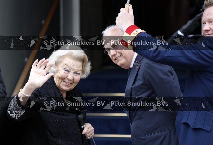 Amsterdam 17 juni 2026
Vandaag is het staatsbezoek van Japan en Nederland . S avonds komen er allemaal andere gasten . Prinses Beatrix 
