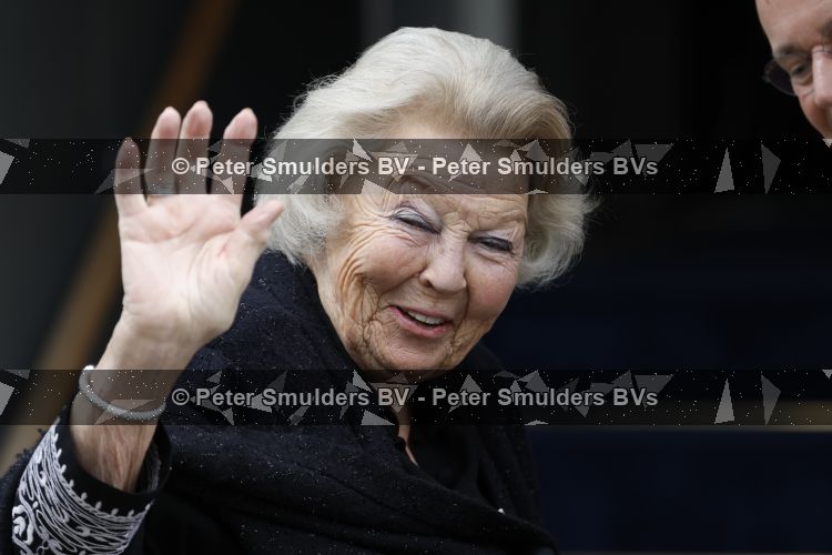 Amsterdam 17 juni 2026
Vandaag is het staatsbezoek van Japan en Nederland . S avonds komen er allemaal andere gasten . Prinses Beatrix 