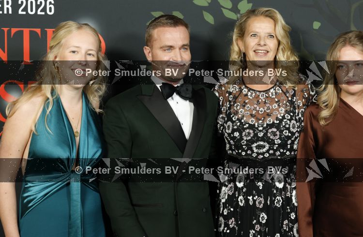 Amsterdam 13 juni 2026
Amsterdam diner 2026 tbv het aidsfonds in Afas Live . Prinses Mabel kwam met haar dochters Gravin Luana en Gravin Zaria 