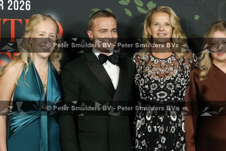 Amsterdam 13 juni 2026
Amsterdam diner 2026 tbv het aidsfonds in Afas Live . Prinses Mabel kwam met haar dochters Gravin Luana en Gravin Zaria 