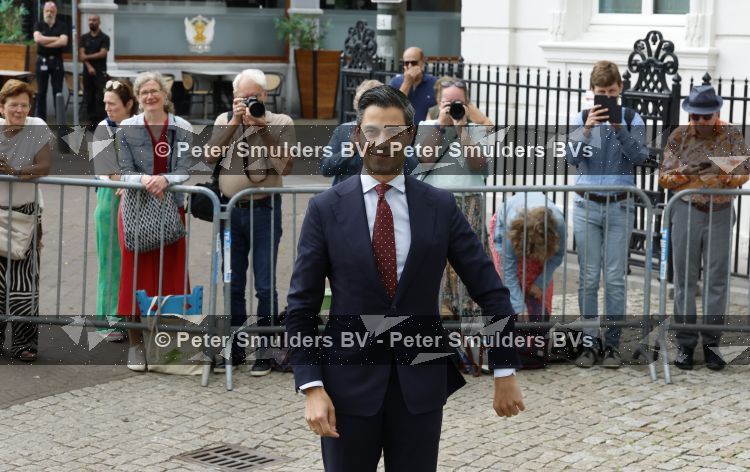 Den Haag 30 juni 2026
Koning Willem Alexander Koningin Maxima en prinses Amalia bij afscheid van Thom de Graaf in raad v State . Rob Jetten 
