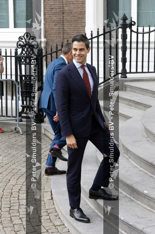 Den Haag 30 juni 2026
Koning Willem Alexander Koningin Maxima en prinses Amalia bij afscheid van Thom de Graaf in raad v State .