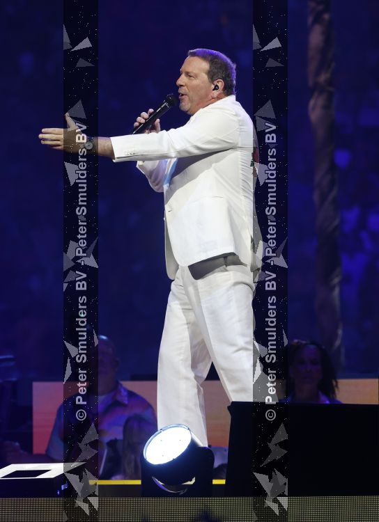 Amsterdam 20 juni 2026
Concert Toppers in de Johan Cruijff arena . 
Robert leroy