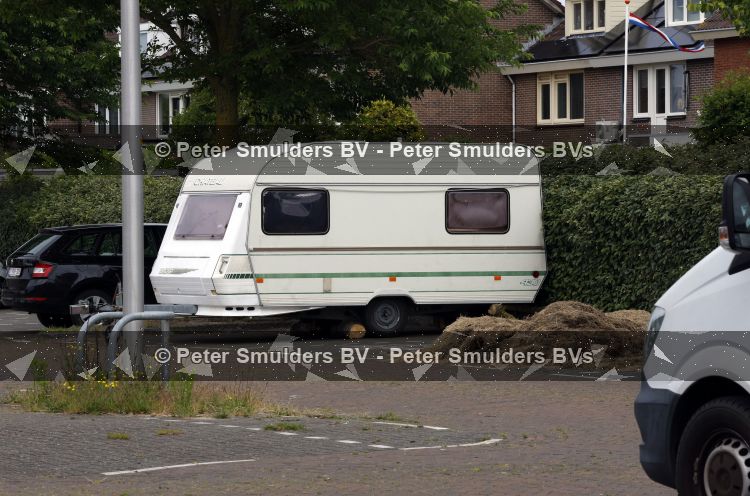 Noordwijk 17 juni 2026
Rogier Smit woont met zijn twee honden in een caravan omdat hij geen huis kan vinden .